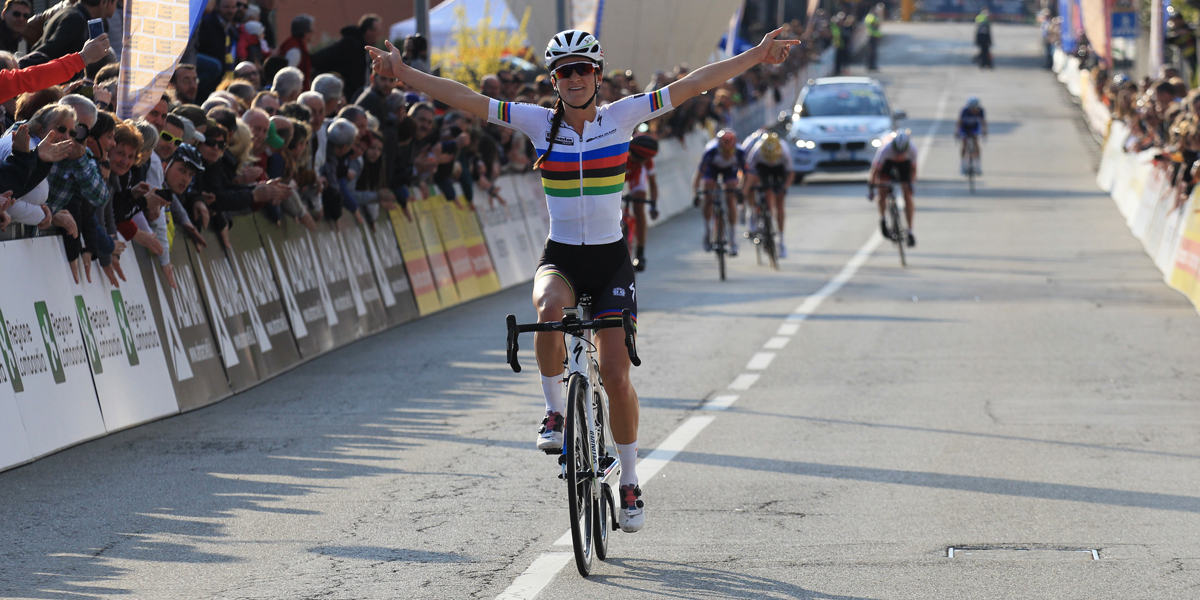 <!--:it-->L’iridata Elizabeth Armitstead trionfa al “Trofeo Alfredo Binda Women’s World Tour”<!--:--><!--:en-->World Champion Elizabeth Armitstead triumphs at the “Alfredo Binda Women’s World Tour”<!--:-->